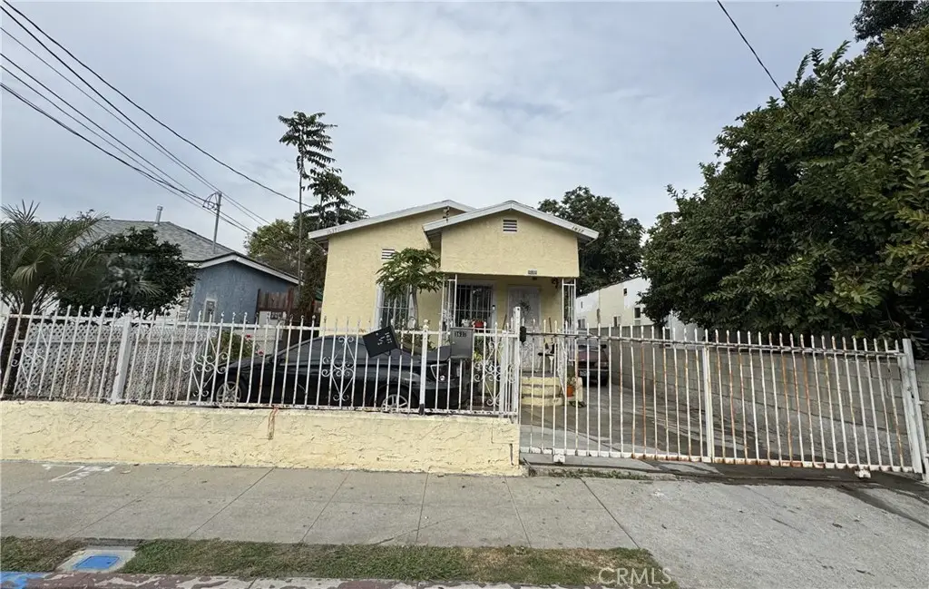 1637 E 115th, Los Angeles, CA 90059 - #1