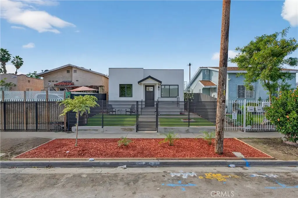 11113 1/2 S Budlong Avenue, Los Angeles, CA 90044 - #1