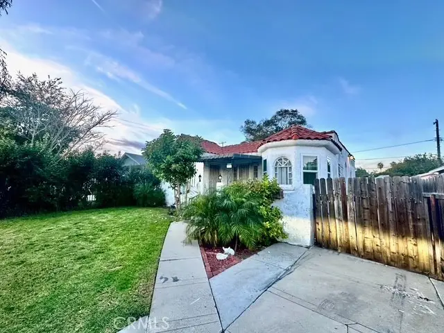 807 E 106th, Los Angeles, CA 90002 - Image #2