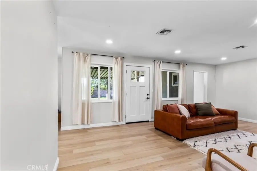 565 N Riverside, Rialto, CA 92376 - Image #3