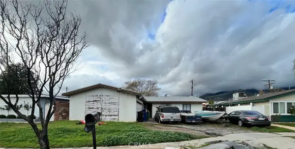 13083 Rajah, Sylmar, CA 91342