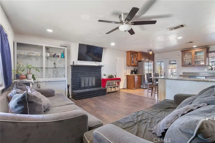 15177 Greenrock Avenue, Lancaster, CA 93535 - Image #3