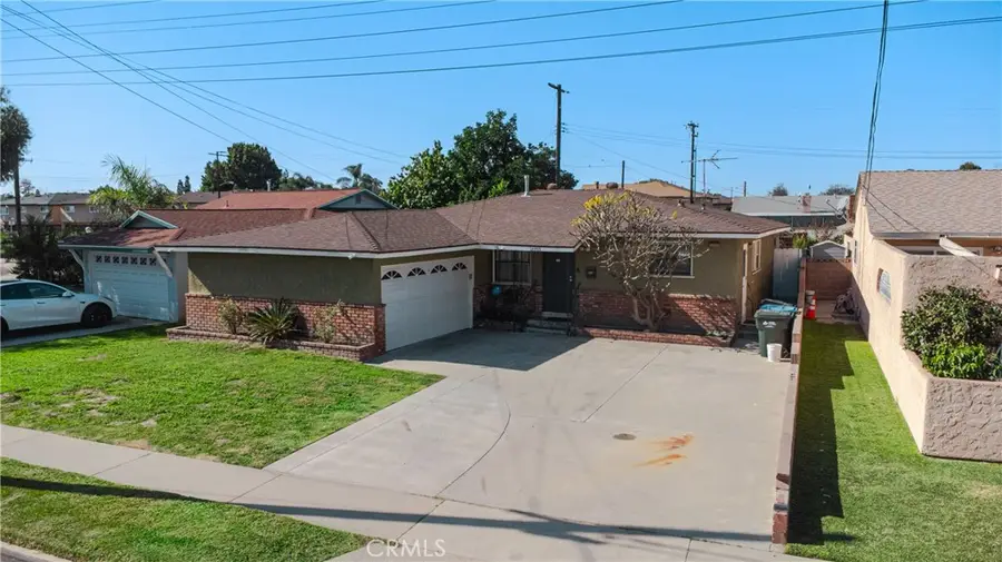 15705 Hayter Ave, Paramount, CA 90723 - #3