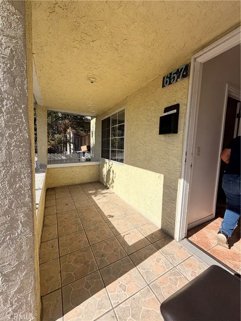 657 E 53rd, Los Angeles, CA 90011 - Image #3