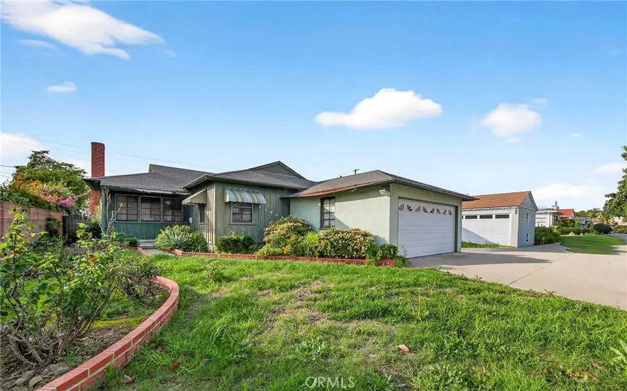 11803 Chanera Avenue, Hawthorne, CA 90250 - #2