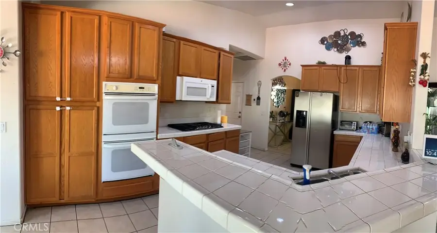 14930 Coalinga, Victorville, CA 92392 - #2