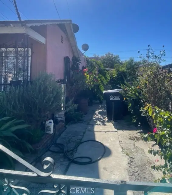 3420 Cudahy, Huntington Park, CA 90255