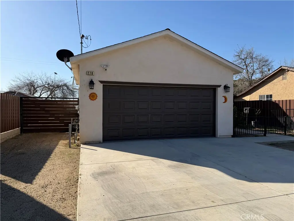 279 W 39th, San Bernardino, CA 92405 - #1