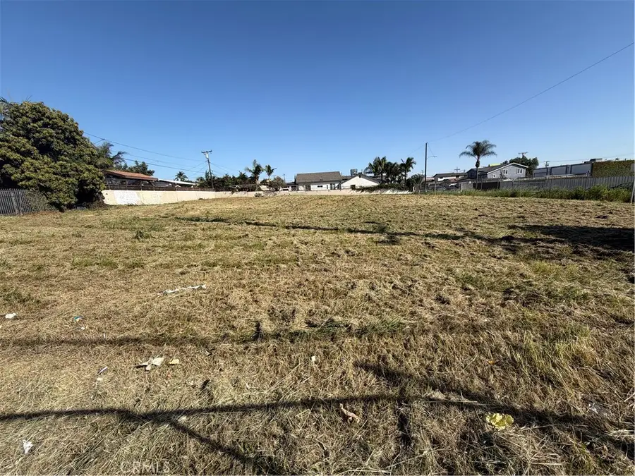 12650 S Western Avenue, Los Angeles, CA 90047 - #2