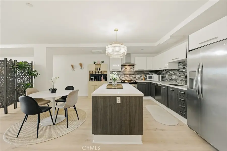 433 Pine #201, Long Beach, CA 90802 - #3