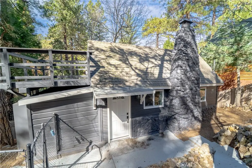 982 Oak, Crestline, CA 92325 - #1