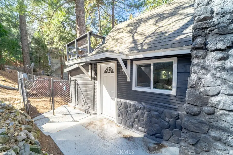 982 Oak, Crestline, CA 92325 - #3