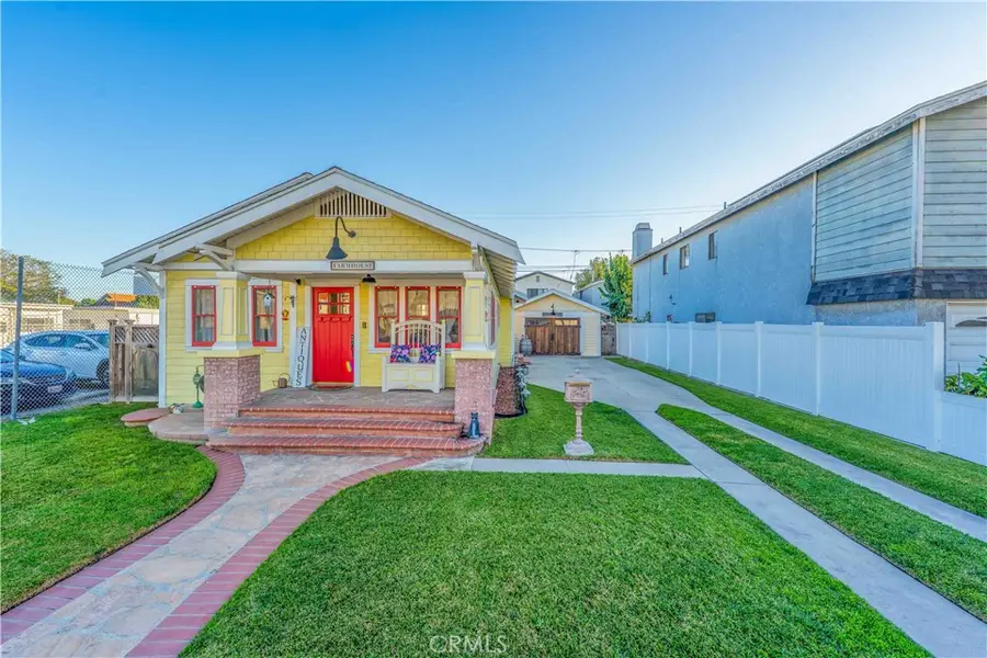 226 E 53rd Street, Long Beach, CA 90805 - #2