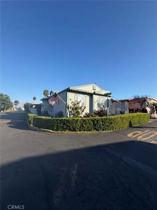 5450 N Paramount Boulevard #113, Long Beach, CA 90805