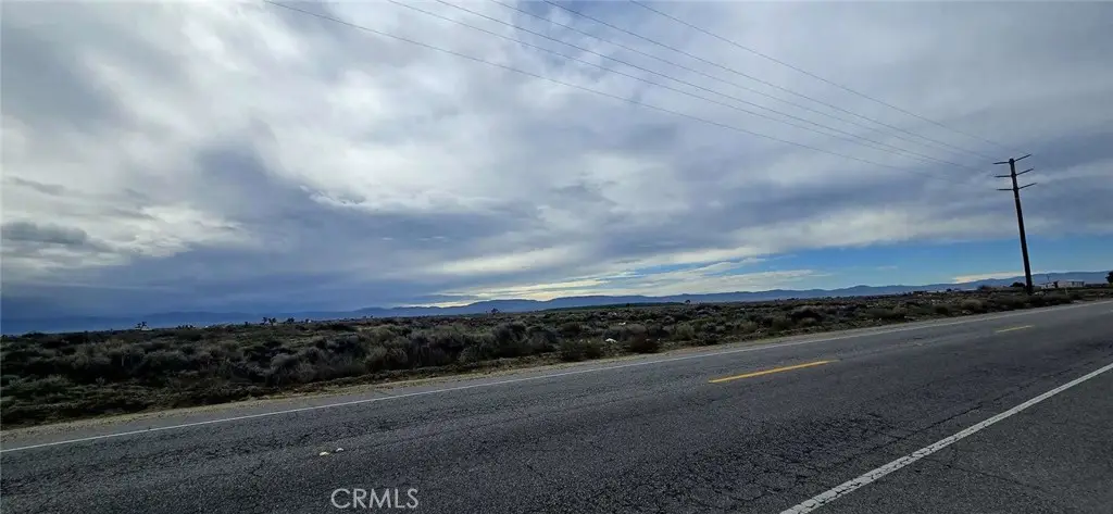 1600 Avenue E, North Antelope Valley, CA 93535 - #1