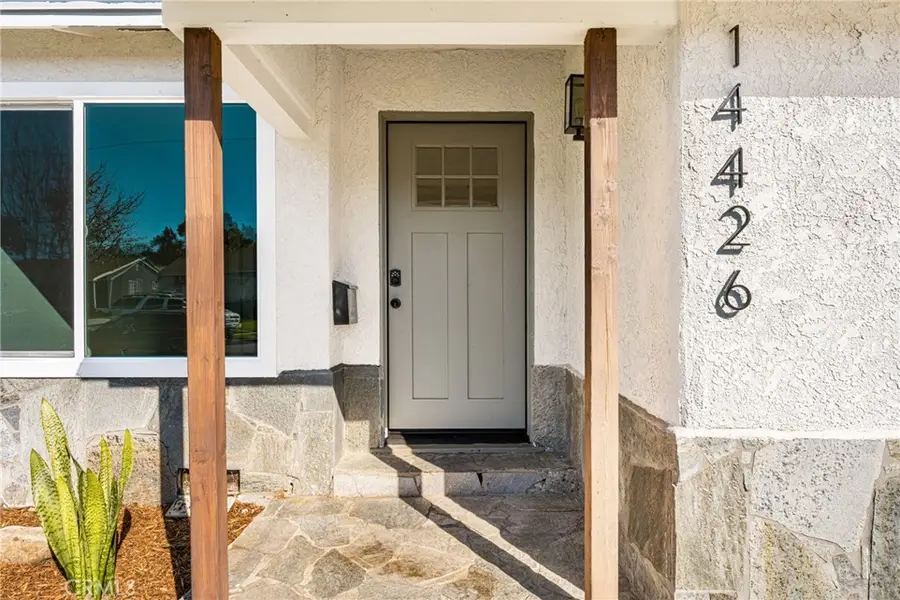 14426 S Cahita Avenue, Compton, CA 90220 - #3