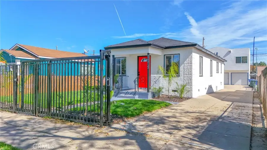 8932 Orchard, Los Angeles, CA 90044 - #2
