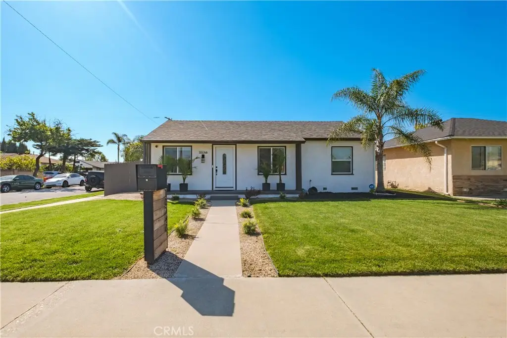 10246 Muroc St, Bellflower, CA 90706 - #1