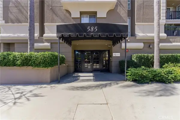 585 N Rossmore #209, Los Angeles, CA 90004