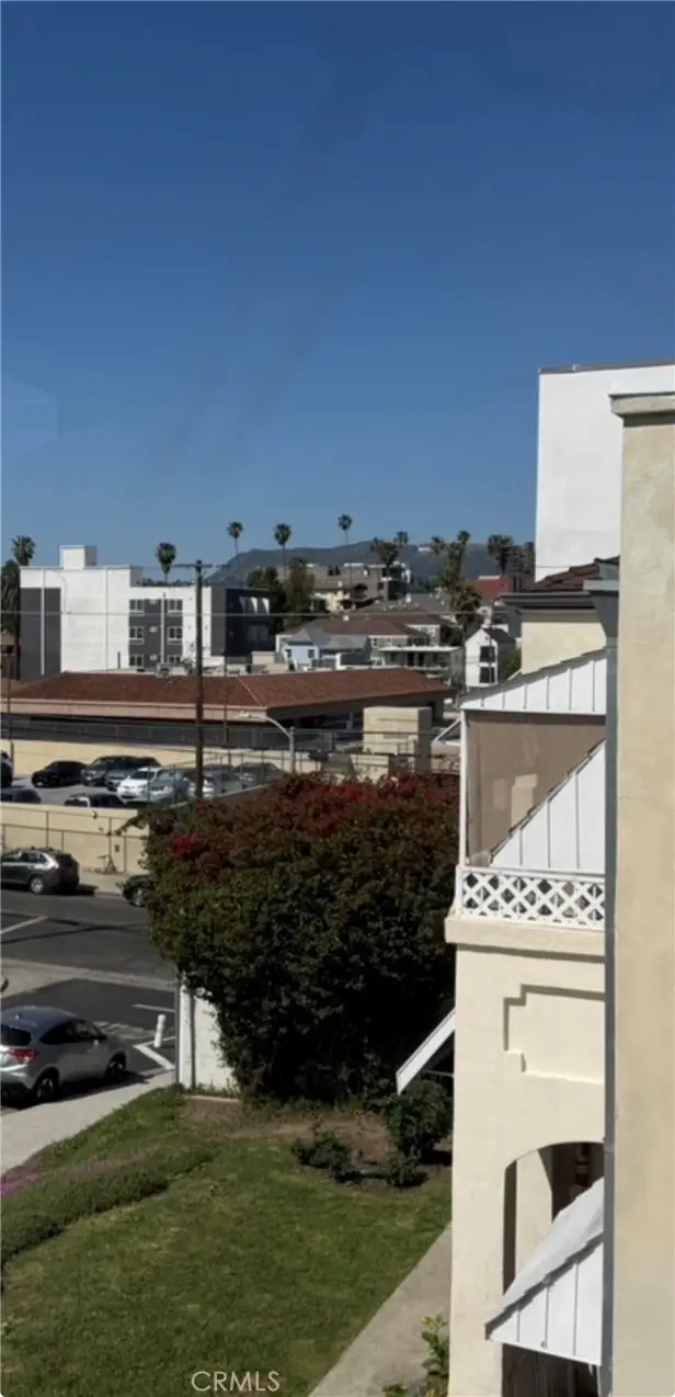 328 N Mariposa, Los Angeles, CA 90004 - #3