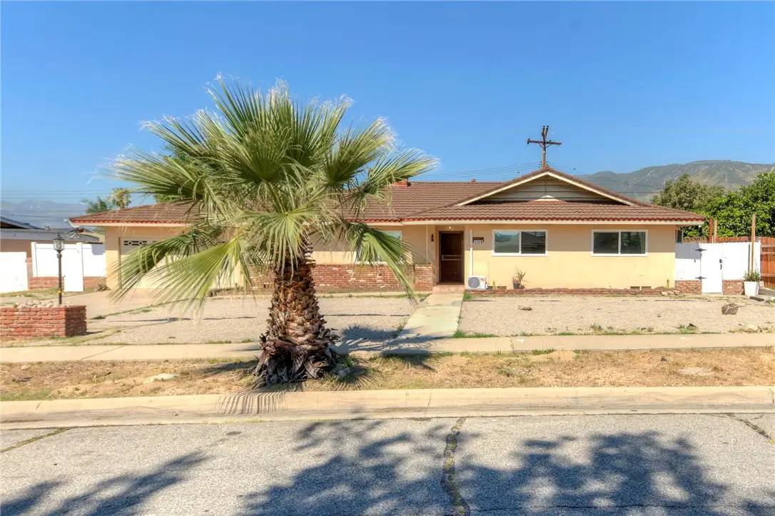 184 Palmyra, San Bernardino, CA 92404 - #1