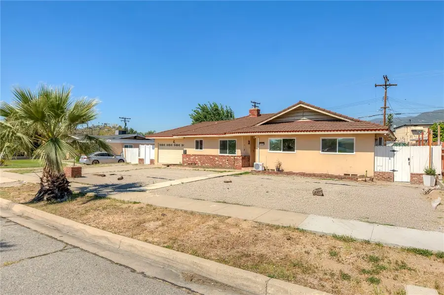184 Palmyra, San Bernardino, CA 92404 - #2