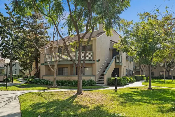 3525 W Greentree Circle #G, Anaheim, CA 92804