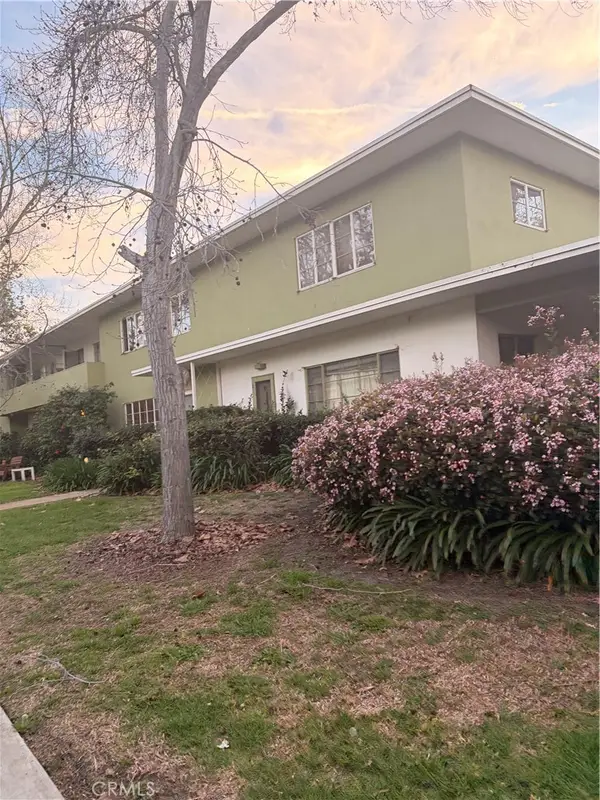 5222 Village, Los Angeles, CA 90016