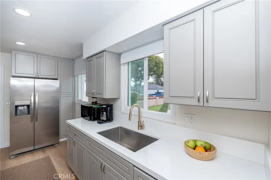 6301 Indiana Avenue, Long Beach, CA 90805 - #2