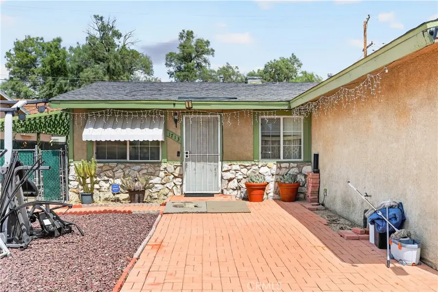 1713 Piute, Barstow, CA 92311 - #3