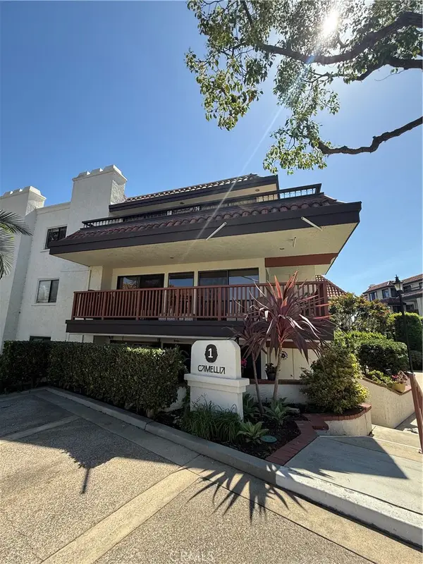 6368 Riviera, Long Beach, CA 90815