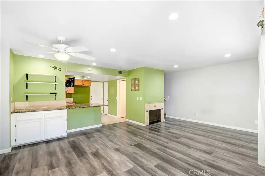 13955 Arthur Ave #4, Paramount, CA 90723 - #2