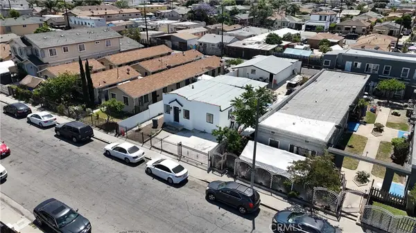 1124 E 76th Place, Los Angeles, CA 90001