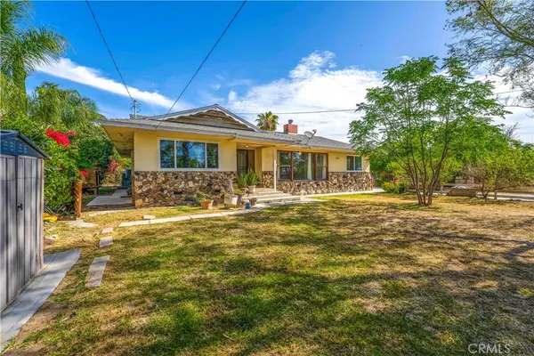 2122 Roosevelt Avenue, San Bernardino, CA 92411