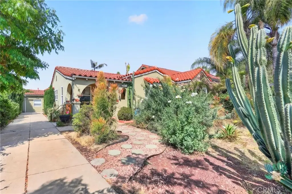 2852 W Avenue 34, Los Angeles, CA 90065 - #1