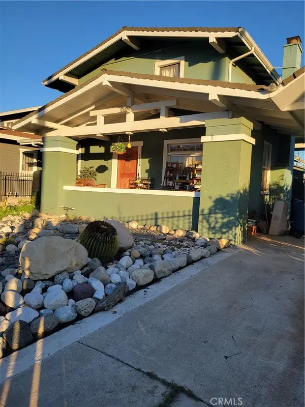 1934 Vineyard Avenue, Los Angeles, CA 90016