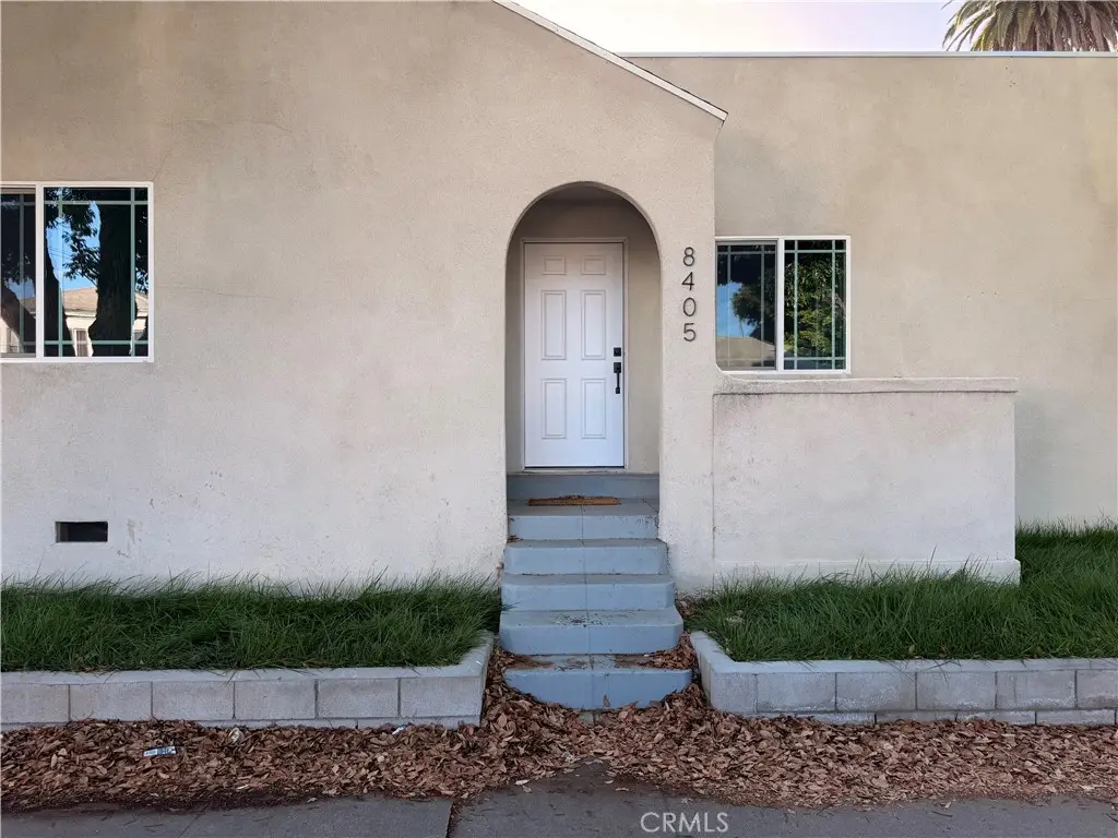 8405 Mckinley Avenue, Los Angeles, CA 90001 - #1