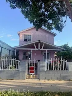 4624 E Rosecrans, Compton, CA 90221