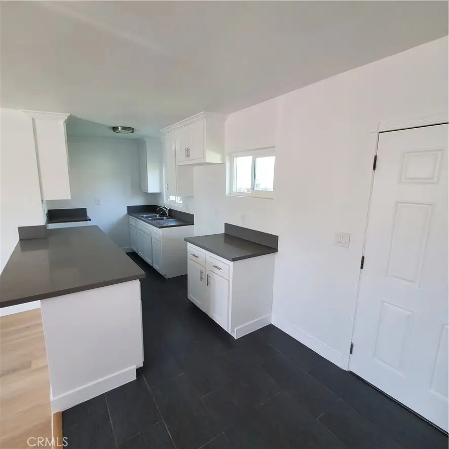 246 E 87th Place, Los Angeles, CA 90003 - #1