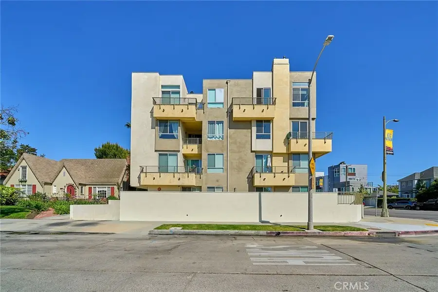 5525 W Olympic Boulevard #202, Los Angeles, CA 90036 - #2