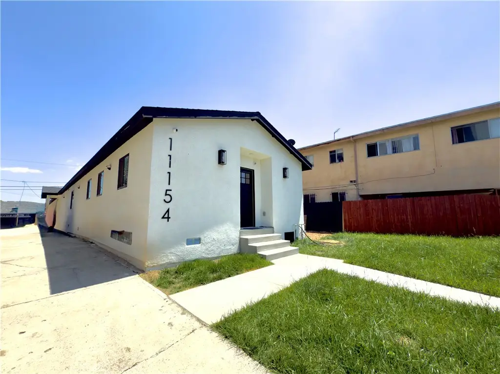 11154 S Broadway, Los Angeles, CA 90061 - #1