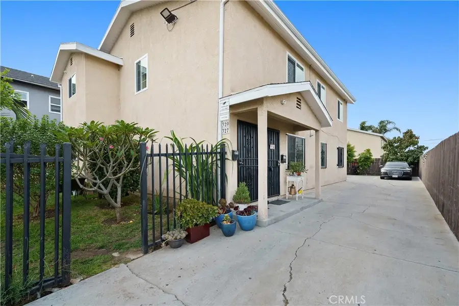 327 E Lanzit, Los Angeles, CA 90061 - #3