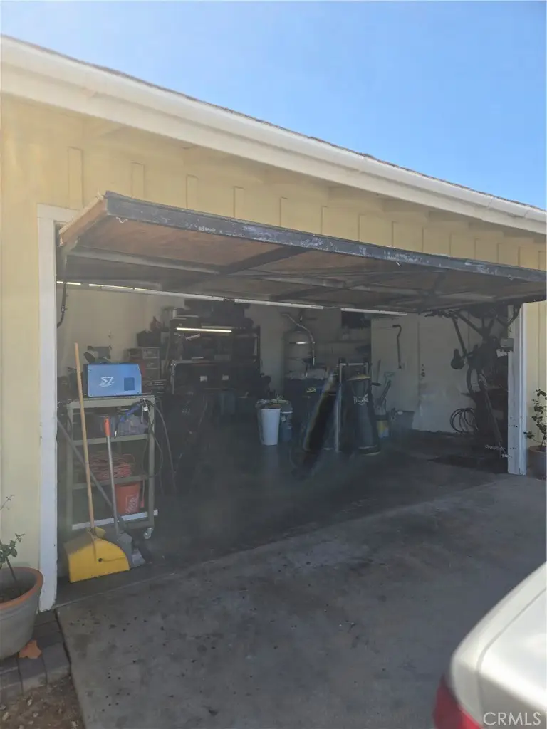 16211 Encina, Victorville, CA 92395 - #3