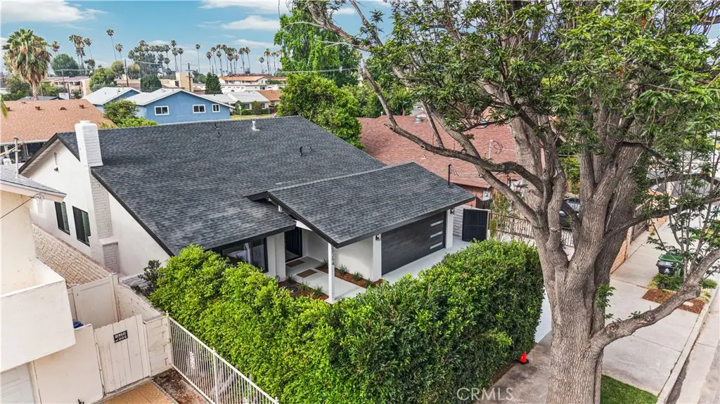 20254 Leadwell Street, Winnetka, CA 91306 - #1