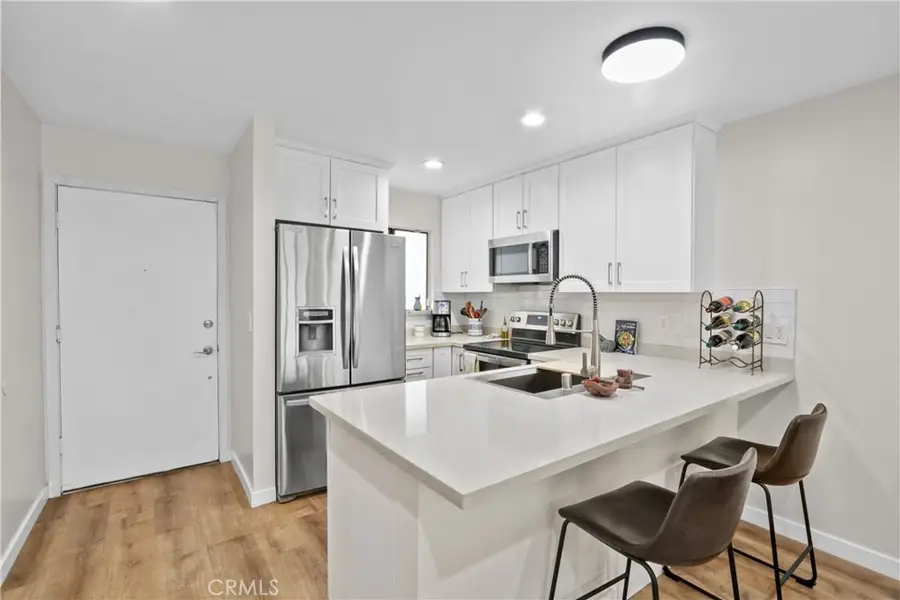 2332 E 17th Street #103, Long Beach, CA 90804 - #3