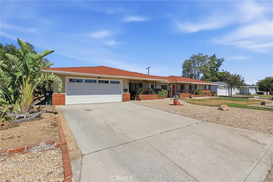 933 N Pine, Rialto, CA 92376 - #3