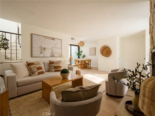 8125 Redlands Street, Playa Del Rey, CA 90293