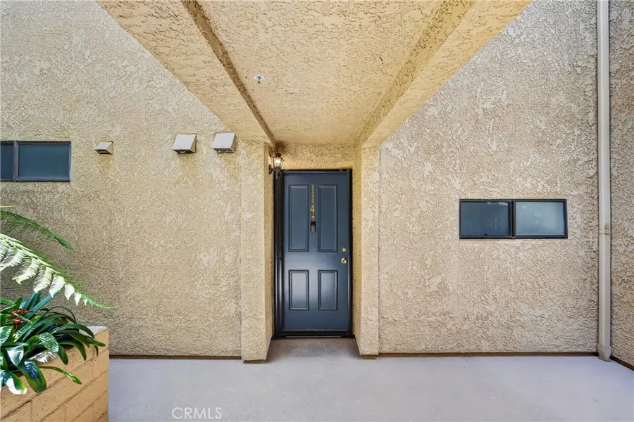 550 Orange Ave #114, Long Beach, CA 90802 - #2