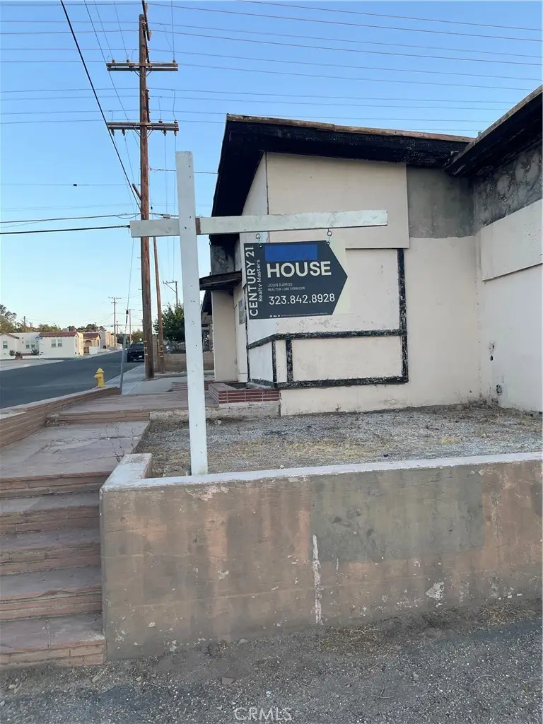 200 S 1st, Barstow, CA 92311 - #1