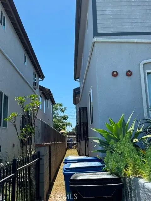 132 134 E 109th, Los Angeles, CA 90061 - #3